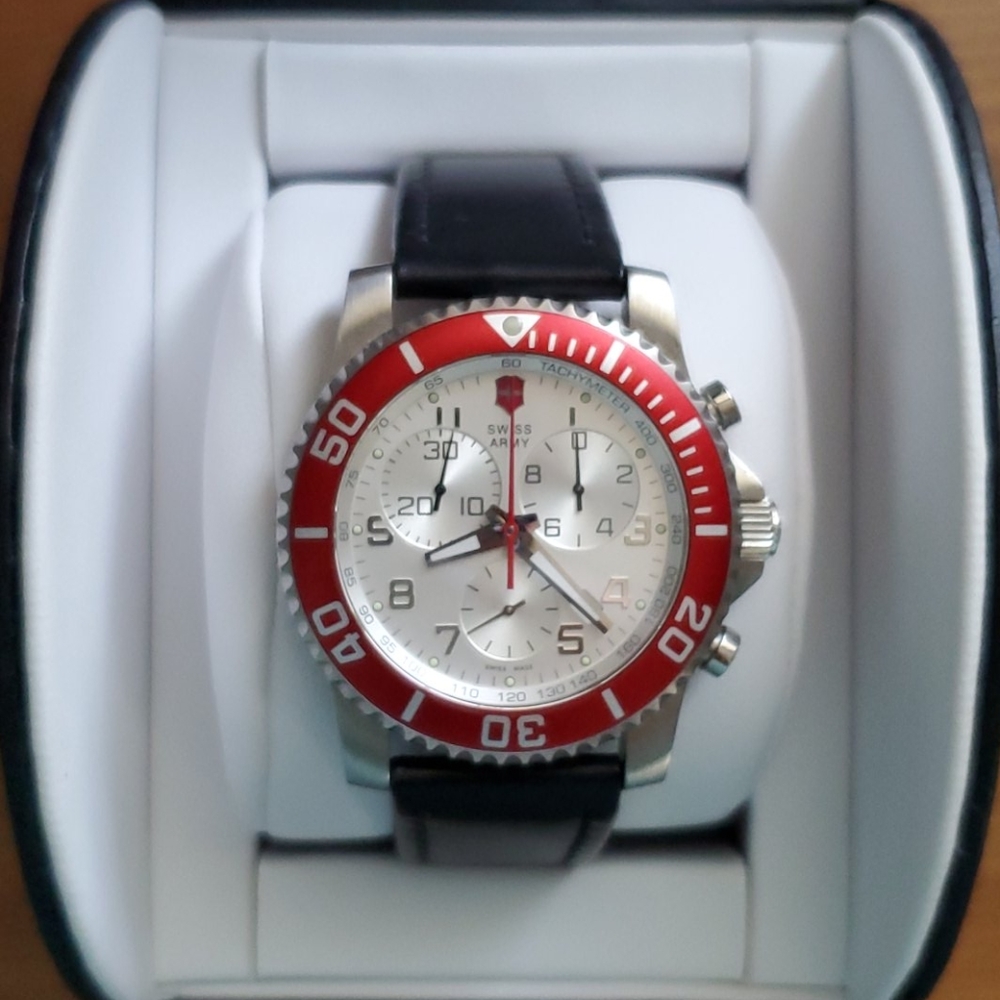 RARE Swiss Army Victorinox Maverick II Chronograph